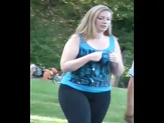 UK reife Damen, die einfach pornl eine große Orgie mit jungem Mann haben