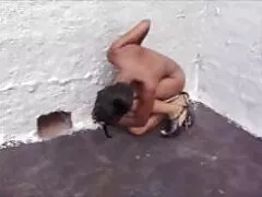 Lesbea Teen zieht ihr gfs Höschen beiseite, eonfach porn um an ihr zu saugen